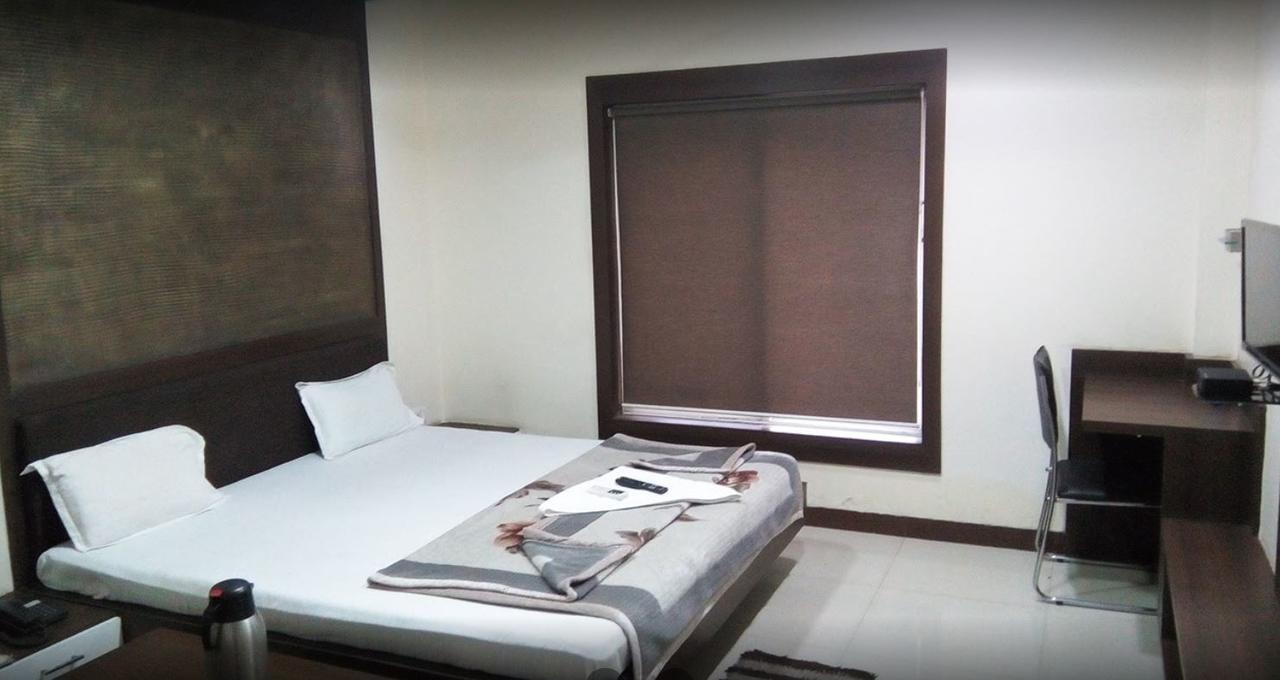 City Surya Gaya Bagian luar foto
